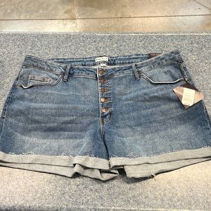 NWT Ava & Viv Denim Shorts